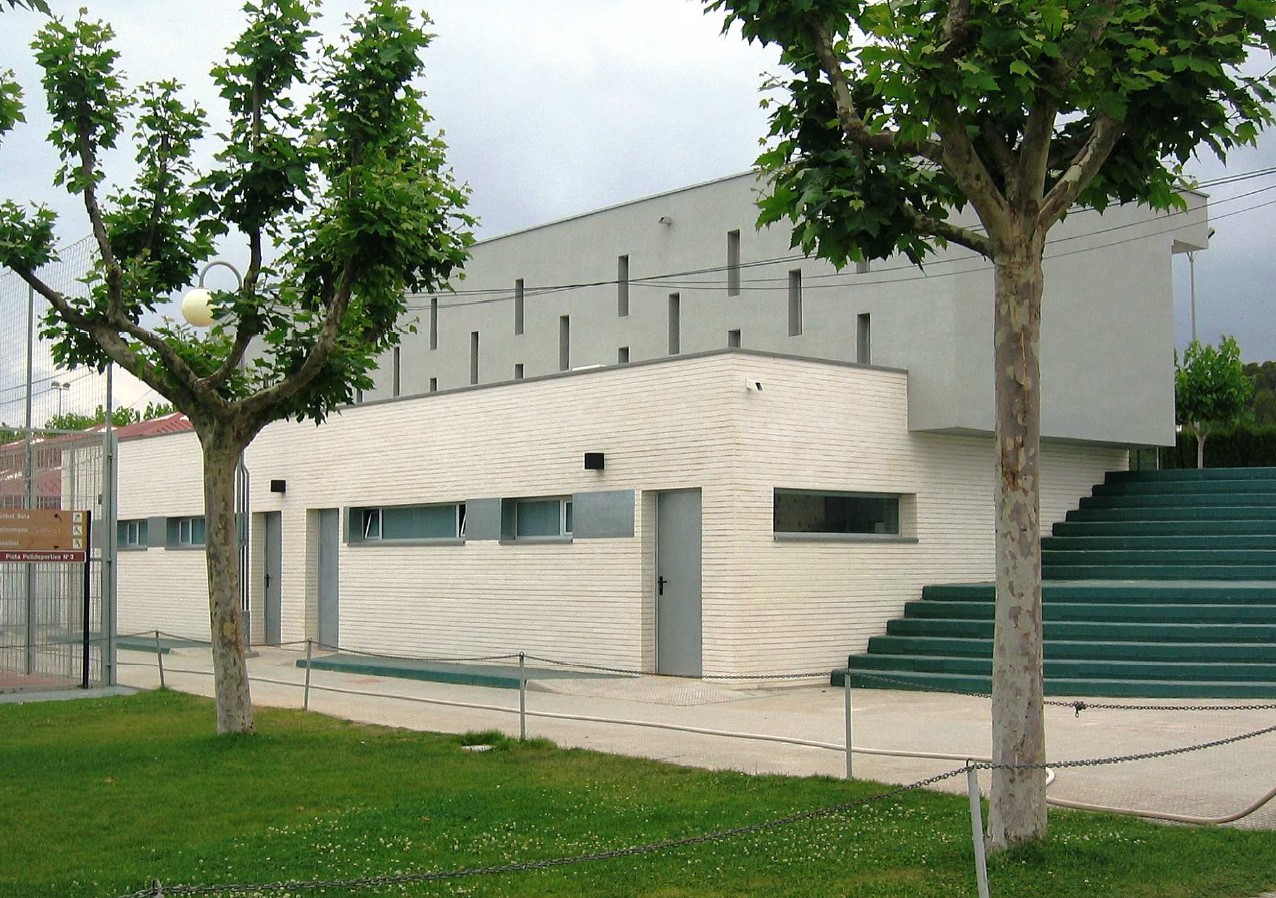 CHANGING ROOMS AT POLIDEPORTIVO FOIETES - BENIDORM 